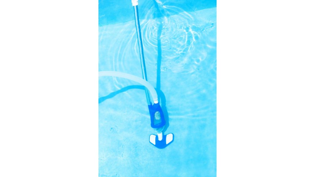 Amazing Handheld Pool Vacuum