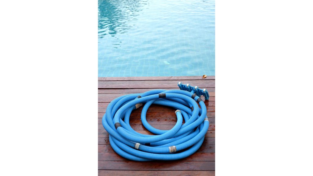 Getting Air Out Of Your Pool Vacuum Hose