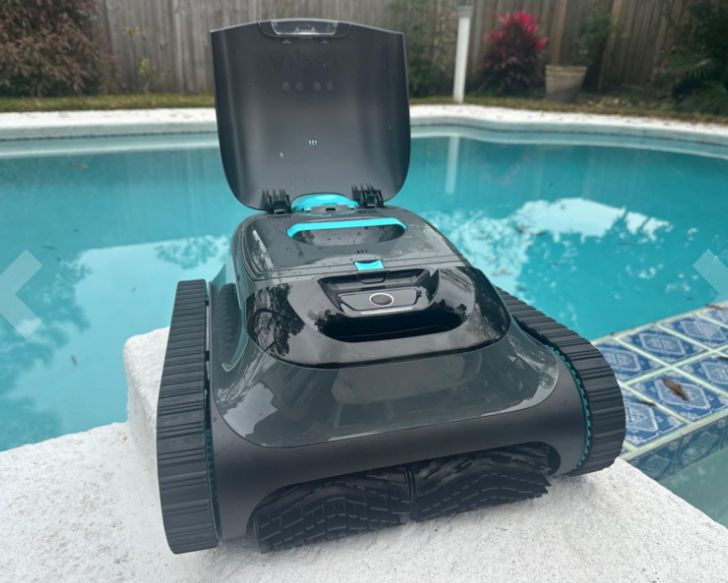 Robotic Pool cleaner